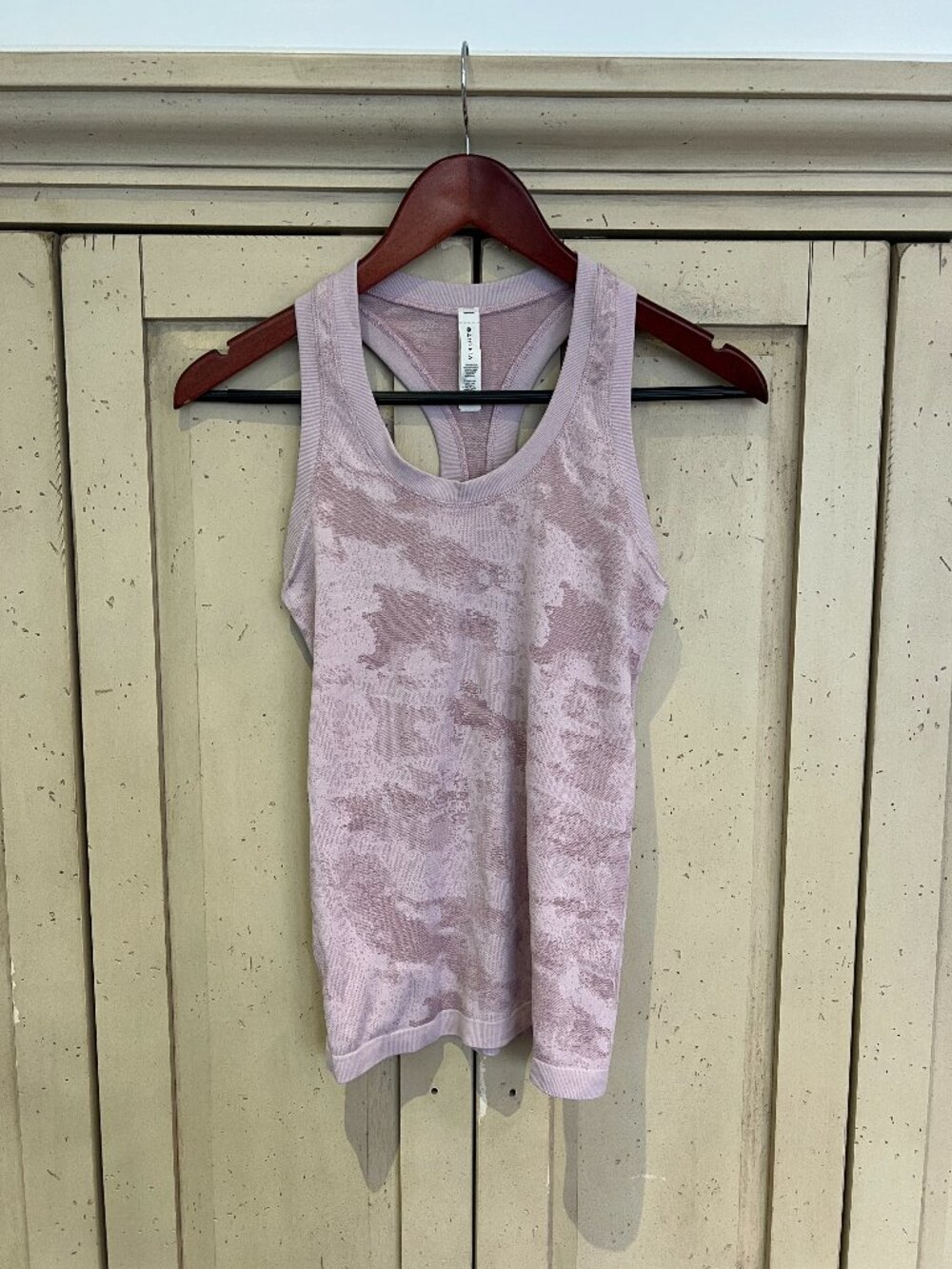 Athleta Momentum Camo Tank Lilac Seamless Racerback Tonal Camo Tank Top XXS
